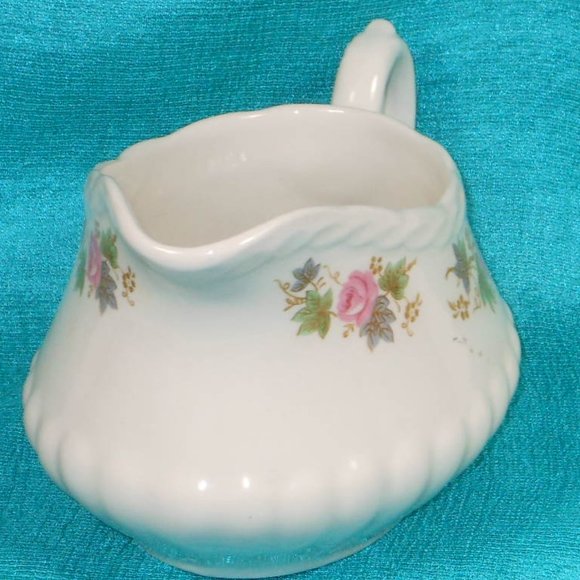 Gravy/sauce boat. Grindley UK Satin white Ironstone - Picture 2 of 5
